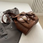 Vintage College-Style Women'S Backpack with Large Capacity, Fashionable And Versatile, Suitable for Casual Outings And Students' Books.